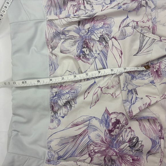 CALIA Infinity Run Mid Rise Floral White Purple Running Shorts Womens XL - Picture 6 of 7